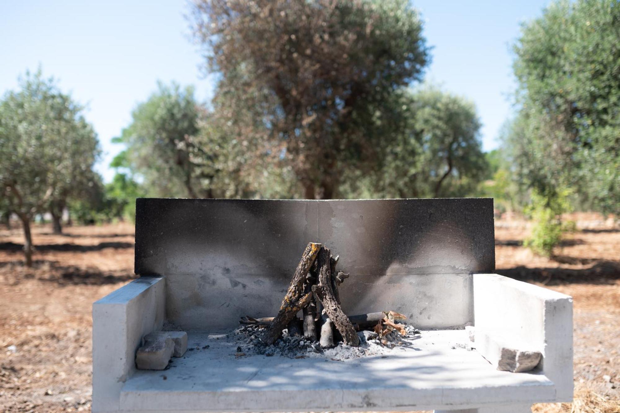 Trullo La Quercia Βίλα Ostuni Εξωτερικό φωτογραφία